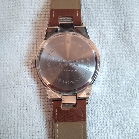 American Eagle Outfitters watch - Picture 3 of 4
